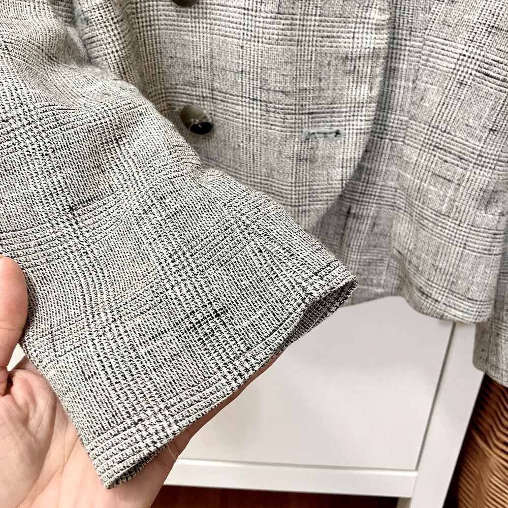 Vintage Dior Blazer - Picture 6 of 9